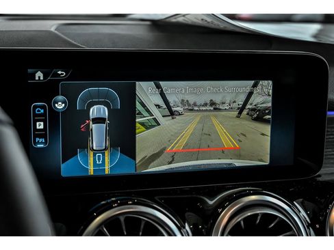 New 2026 Mercedes-Benz GLB 250 4MATIC image 16