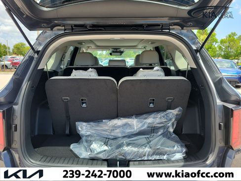 New 2026 Kia Sorento S FWD image 10