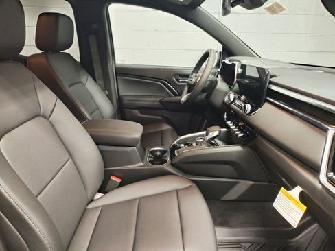 New 2026 GMC Canyon Elevation w/ Convenience Package image 7