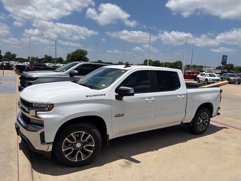 Used 2019 Chevrolet Silverado 1500 LT w/ Texas Edition RWD image 5