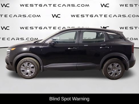 Used 2025 Nissan Kicks S FWD image 5