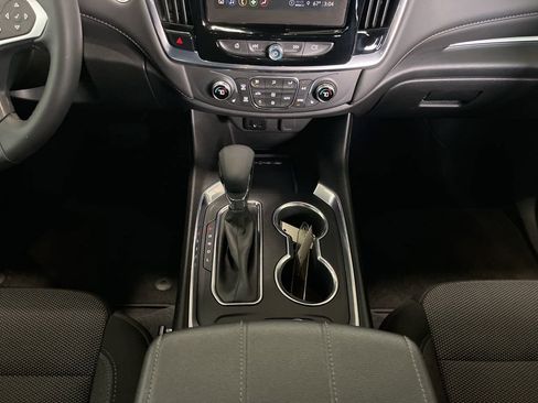 Used 2023 Chevrolet Traverse LT AWD/4WD image 20