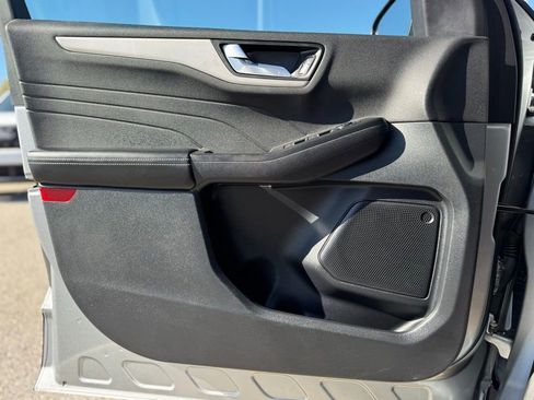 Used 2022 Ford Escape SEL image 22