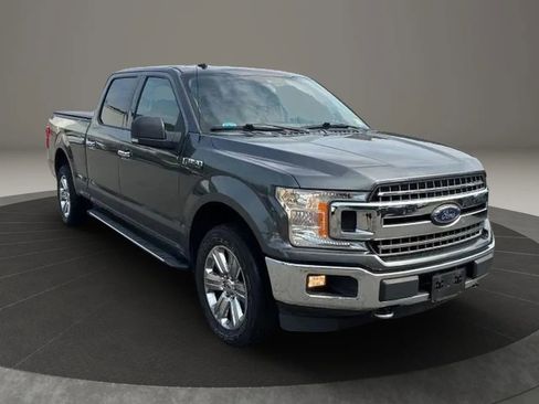 Used 2019 Ford F150 XLT w/ Equipment Group 302A Luxury AWD/4WD image 11