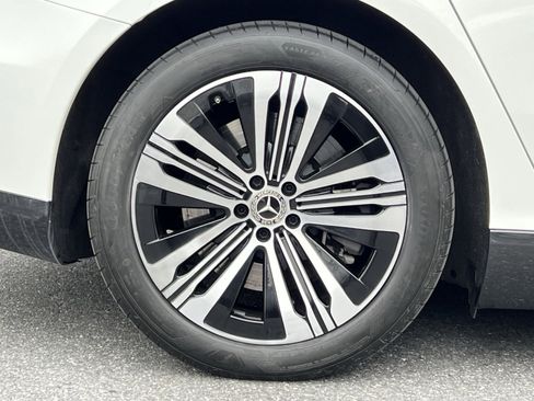 Certified 2022 Mercedes-Benz EQS 450+ Sedan image 10