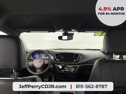 New 2026 Chrysler Pacifica Select w/ S Appearance Package AWD/4WD image 25