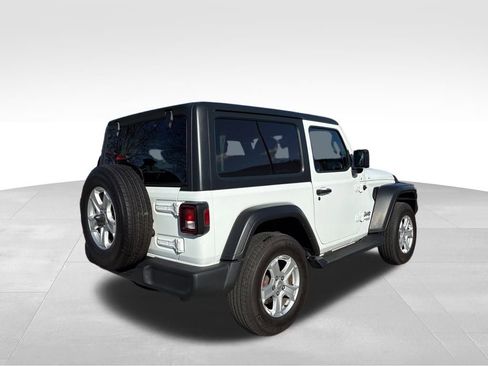 Used 2019 Jeep Wrangler Sport image 5