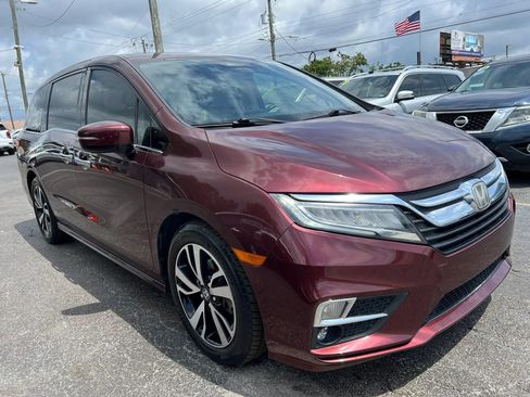 Used 2019 Honda Odyssey Elite image 4