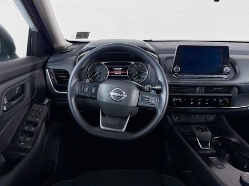 Certified 2025 Nissan Rogue S image 18