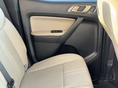 Used 2021 Ford Ranger Lariat w/ FX4 Off-Road Package image 13