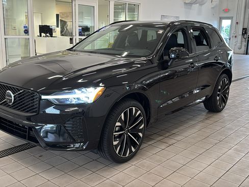 Certified 2026 Volvo XC60 B5 Ultra AWD/4WD image 9