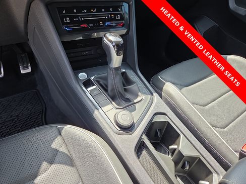 Used 2024 Volkswagen Tiguan SEL R-Line AWD/4WD image 25