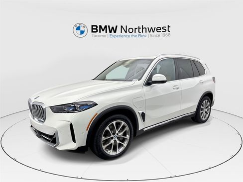 New 2026 BMW X5 xDrive50e w/ Executive Package image 1