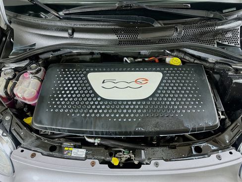 Used 2017 FIAT 500 e FWD image 27