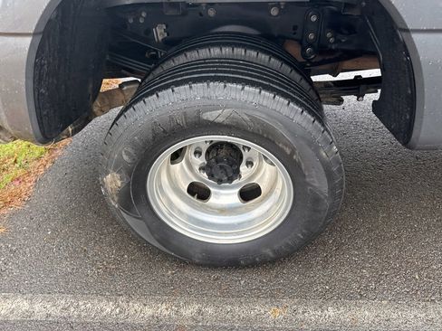 Used 2023 Ford F350 Lariat w/ Lariat Ultimate Package image 10