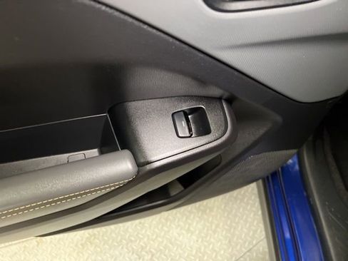 Certified 2024 Subaru Crosstrek 2.5i Sport w/ Crosstrek Mirror Package image 52