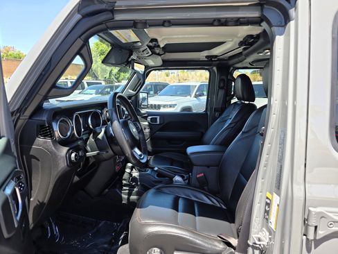 Used 2023 Jeep Wrangler Unlimited Rubicon 392 w/ Trailer Tow Package AWD/4WD image 12
