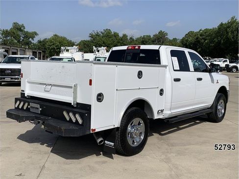 Used 2021 RAM 2500 Tradesman AWD/4WD image 2