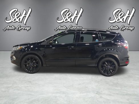 Used 2017 Ford Escape Titanium AWD/4WD image 17