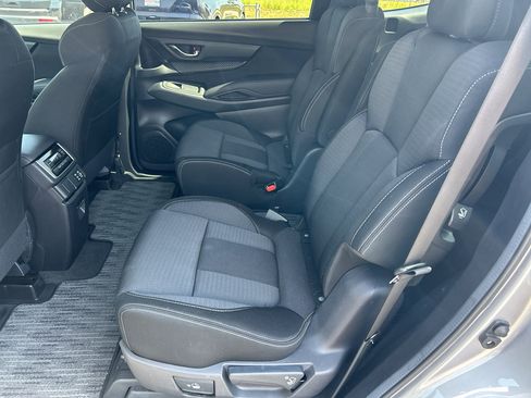 Used 2024 Subaru Ascent Premium w/ Convenience Package image 28
