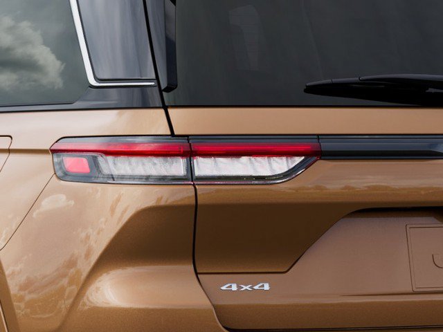 New 2027 Jeep Grand Cherokee Summit AWD/4WD image 9