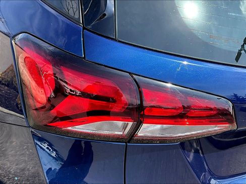 Used 2023 Chevrolet Equinox LS image 31