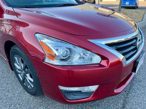 Used 2015 Nissan Altima 2.5 S w/ Special Edition Package image 11