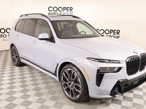 New 2026 BMW X7 xDrive40i w/ M Sport Package image 1