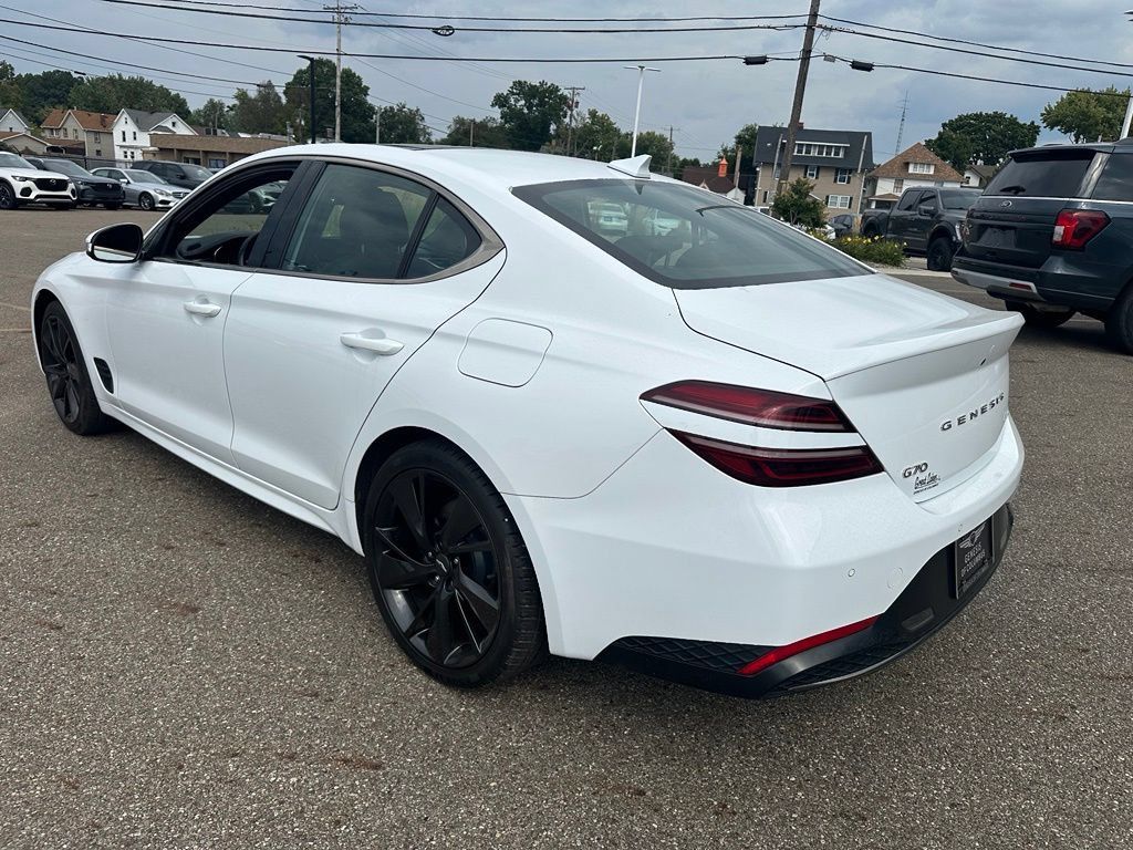 Used 2023 Genesis G70 2.0T w/ Sport Prestige Package AWD/4WD image 7
