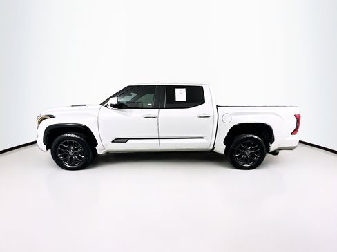 Used 2024 Toyota Tundra Platinum AWD/4WD image 4
