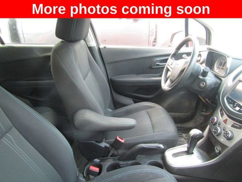 Used 2016 Chevrolet Trax LT AWD/4WD image 11