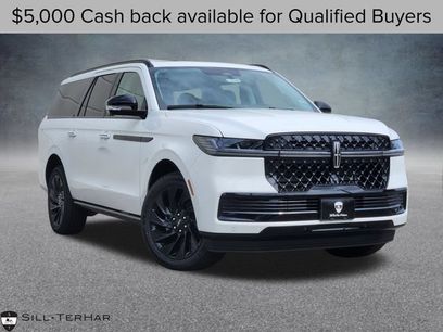 New 2026 Lincoln Navigator L Reserve w/ Jet Appearance Package