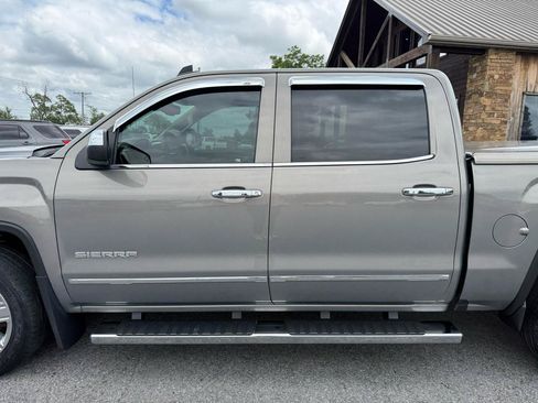 Used 2017 GMC Sierra 1500 SLT RWD image 40