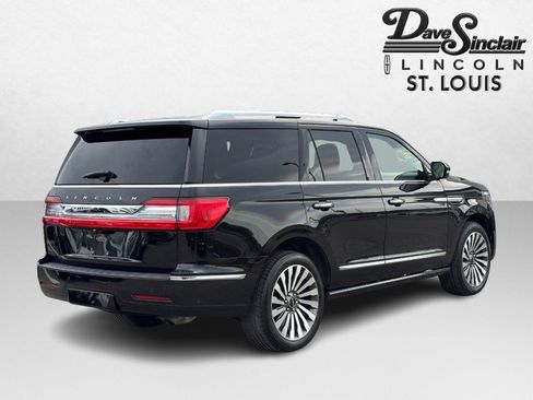 Used 2019 Lincoln Navigator Reserve AWD/4WD image 5