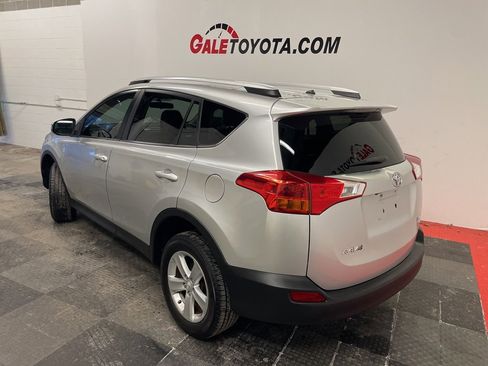 Used 2013 Toyota RAV4 XLE image 8