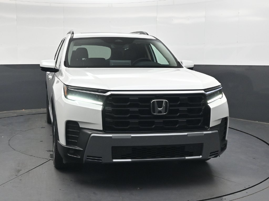Used 2026 Honda Pilot Touring image 10