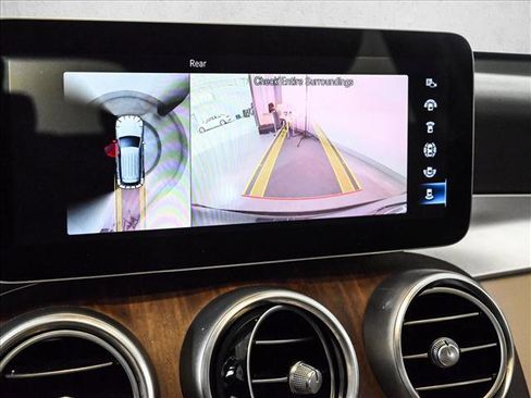 Used 2022 Mercedes-Benz GLC 300 4MATIC image 15