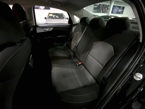 Used 2023 Kia Forte LXS image 19