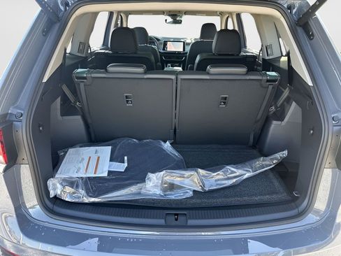 New 2026 Volkswagen Atlas SE image 25