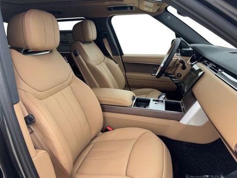 New 2026 Land Rover Range Rover Long Wheelbase SE AWD/4WD image 19