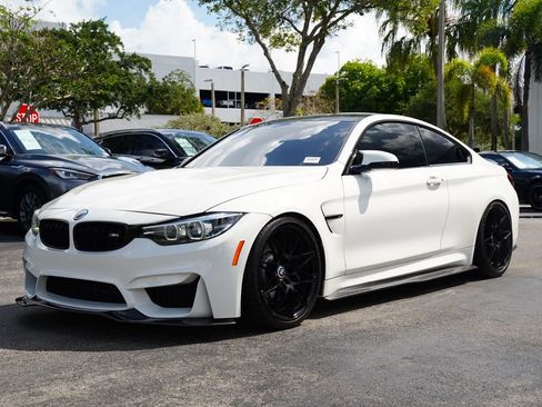 Used 2018 BMW M4 Coupe RWD image 3