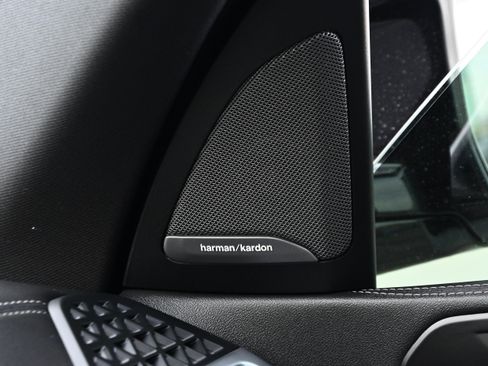 Used 2024 BMW X5 M60i image 24