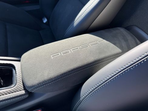 Used 2025 Porsche 718 Cayman GT4 RS image 50