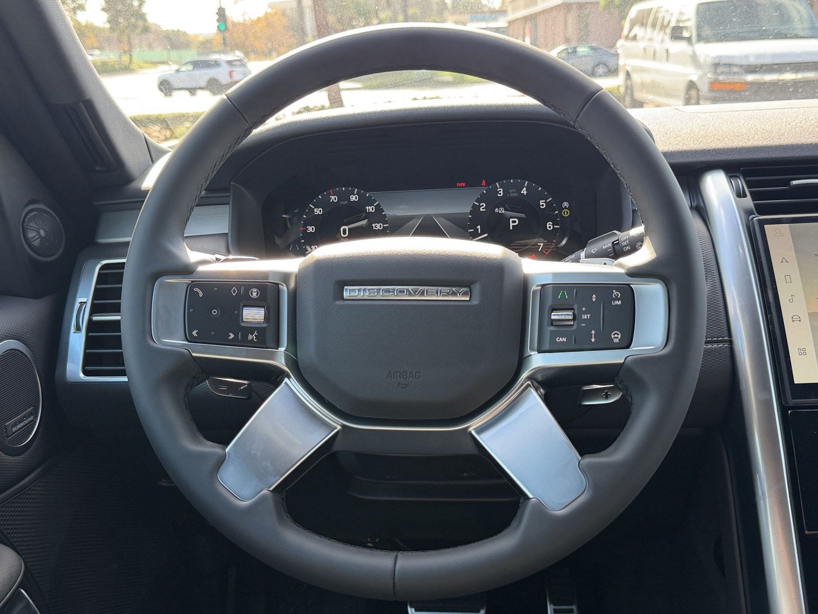 New 2026 Land Rover Discovery Limited Edition AWD/4WD image 11