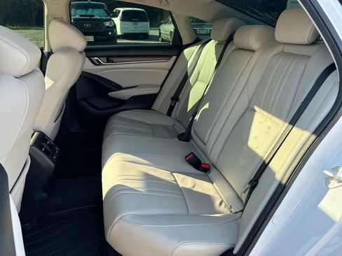 Used 2022 Honda Accord EX-L image 24