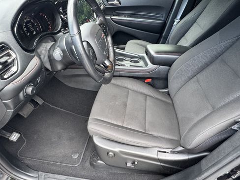 Used 2025 Dodge Durango GT AWD/4WD image 9