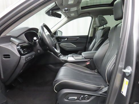 Used 2023 Acura MDX SH-AWD w/ Advance Package image 9