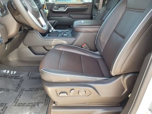Used 2024 GMC Sierra 2500 Denali w/ Denali Reserve Package AWD/4WD image 23