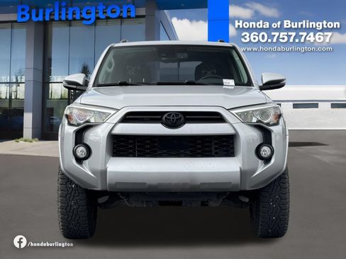 Used 2020 Toyota 4Runner SR5 Premium AWD/4WD image 10