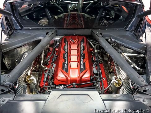 Used 2021 Chevrolet Corvette Stingray Premium Cpe w/ Z51 Performance Package RWD image 24